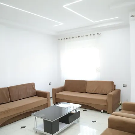 Vjosa Nest * Përmet