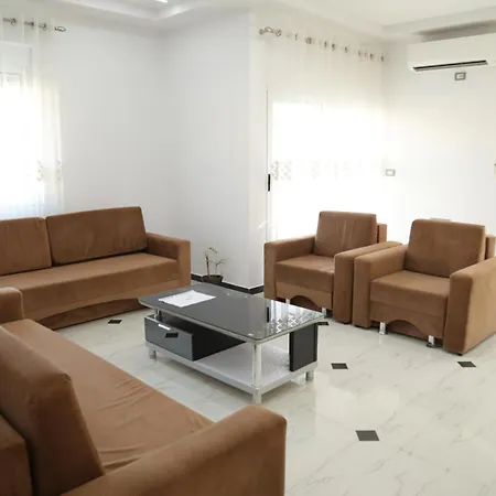 Vjosa Nest Appartamento Përmet